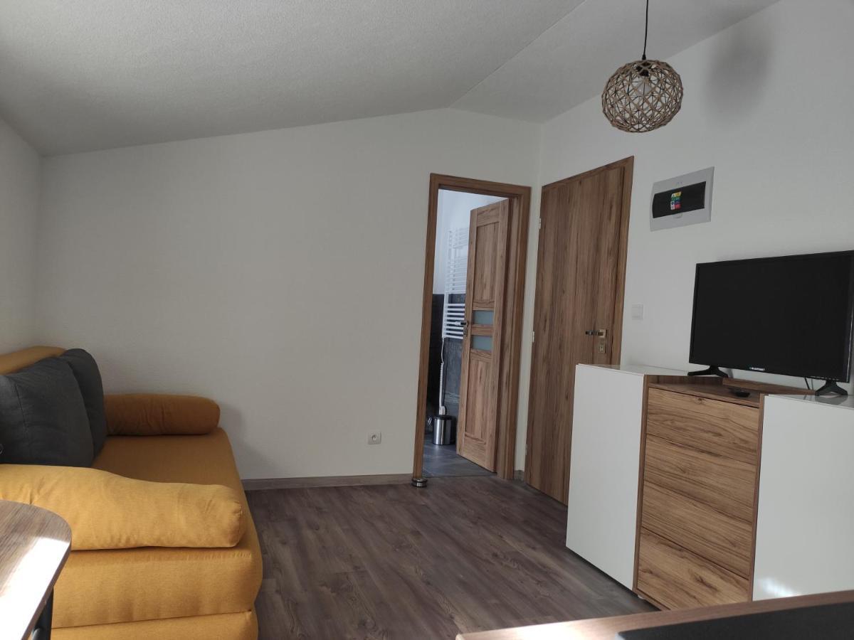 Apartmany Pri Jaskyni - บิสตรา ภายนอก รูปภาพ