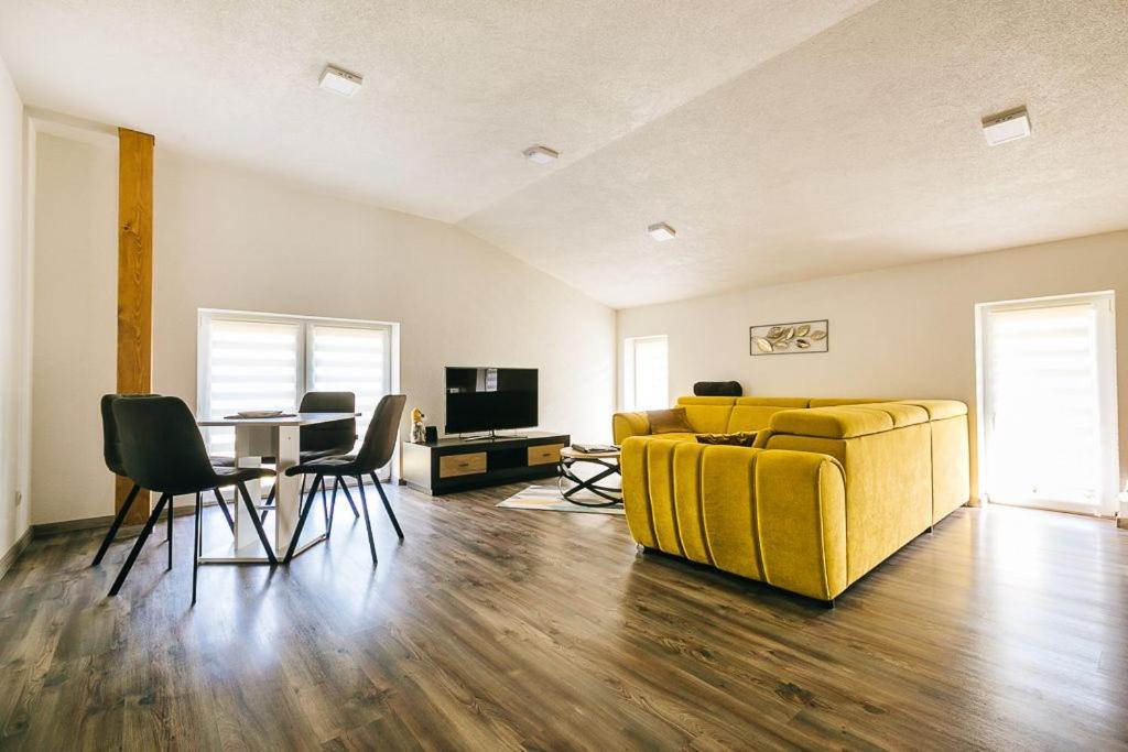 Apartmany Pri Jaskyni - บิสตรา ภายนอก รูปภาพ